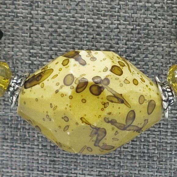 Necklace Vintage  Translucent Spotted shaped Yellow statement Beads Seed Bead 18 - Picture 4 of 9